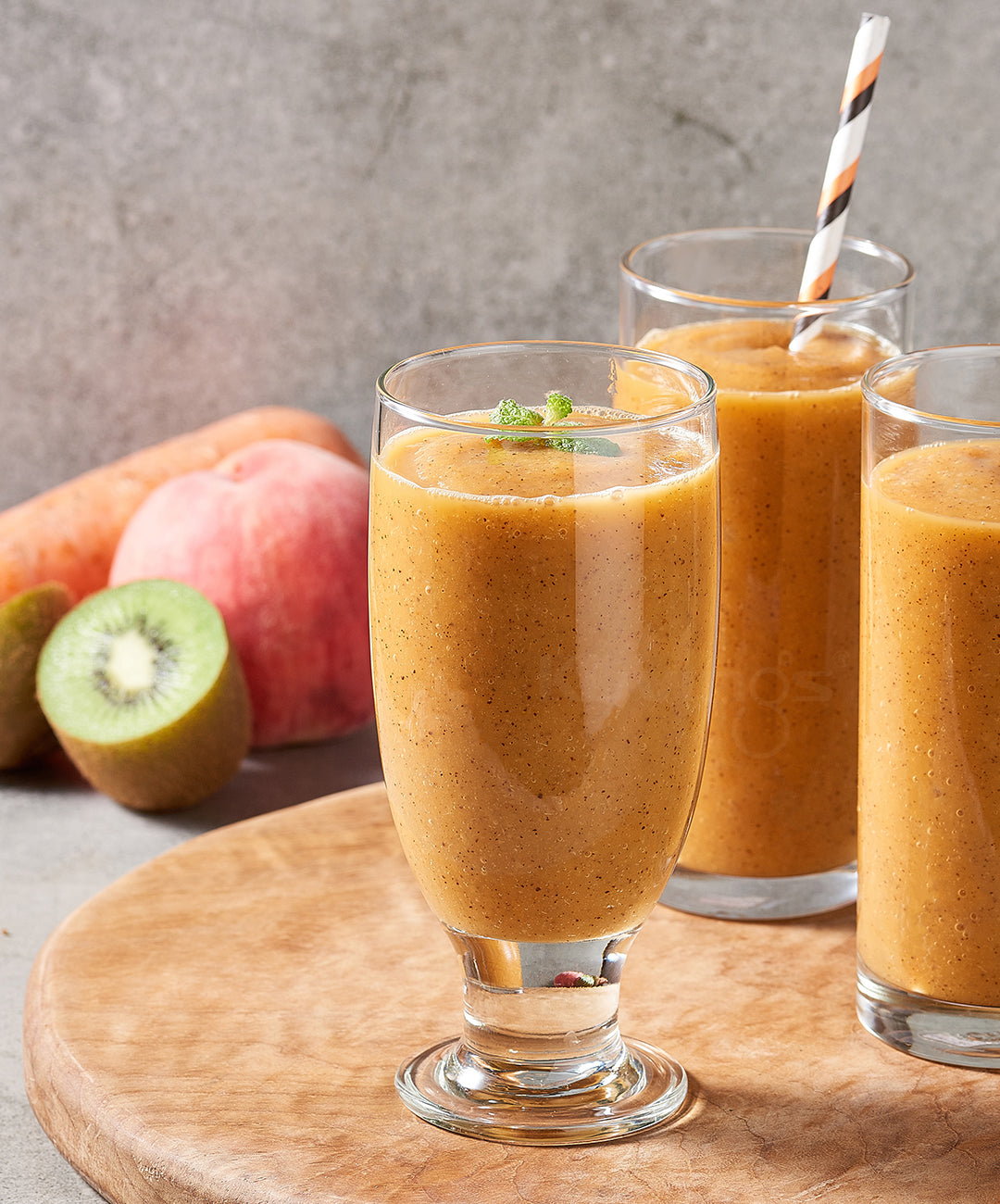Peach and Kiwi Smoothie