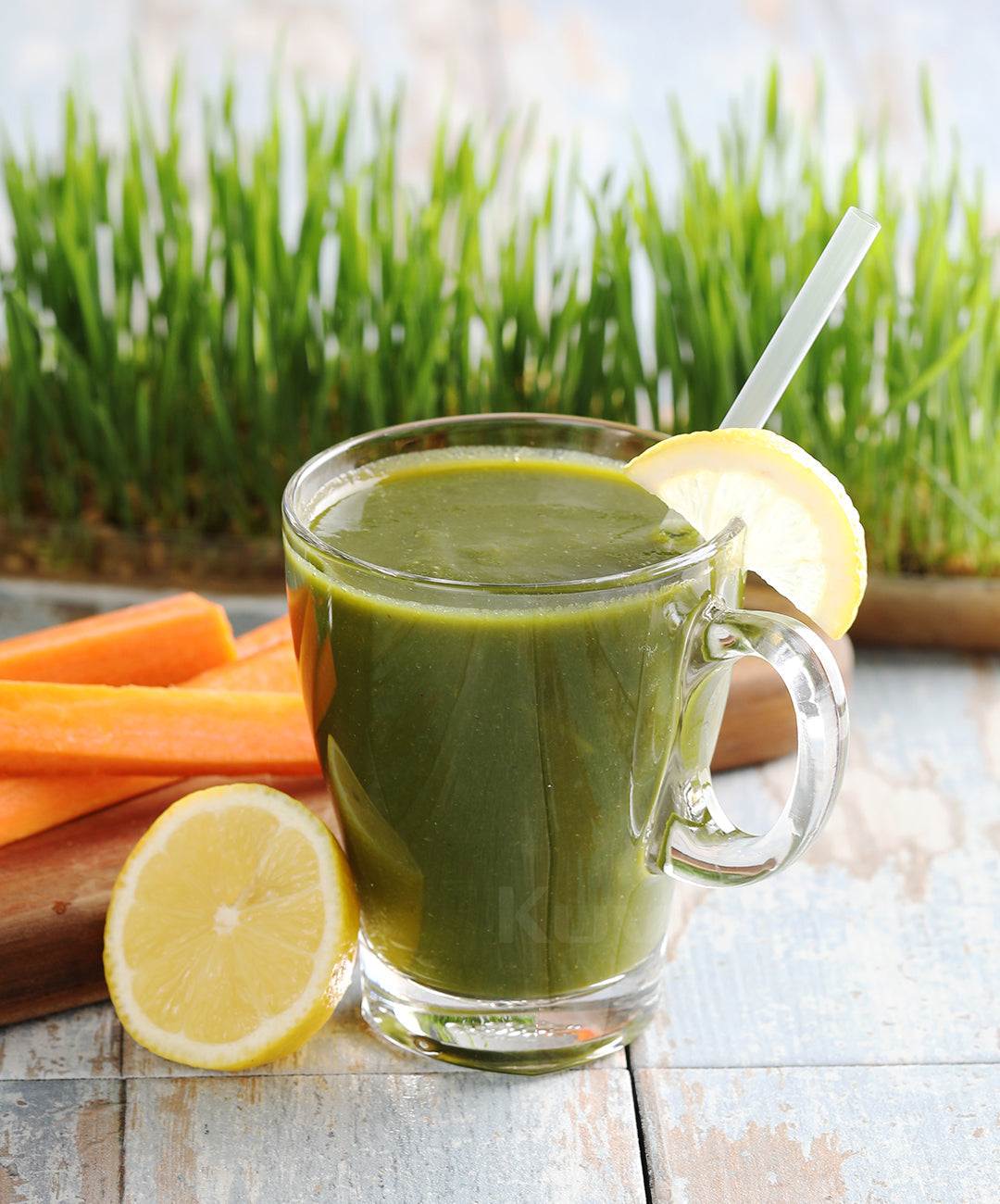 Wheat Grass and Carrot Juice
