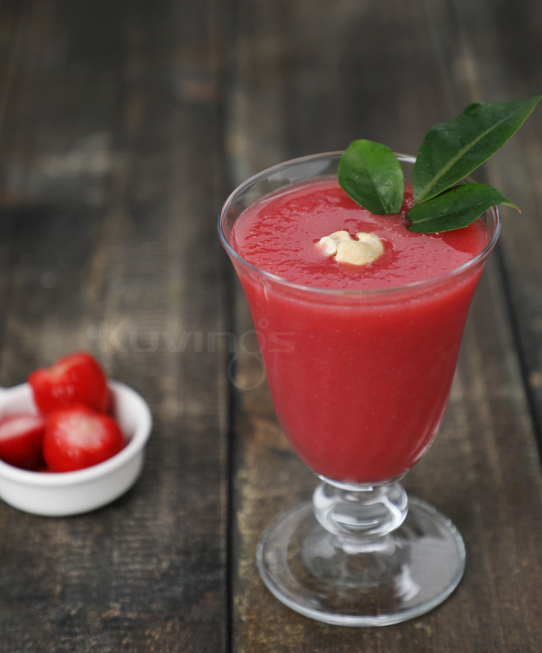 Paprika and Strawberry Smoothie