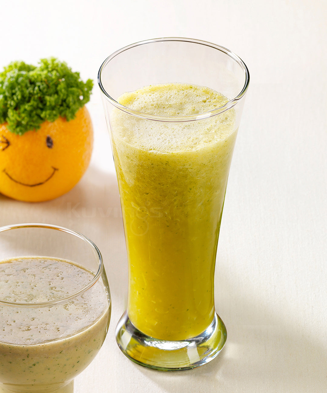 Crown Daisy and Tangerine Smoothie