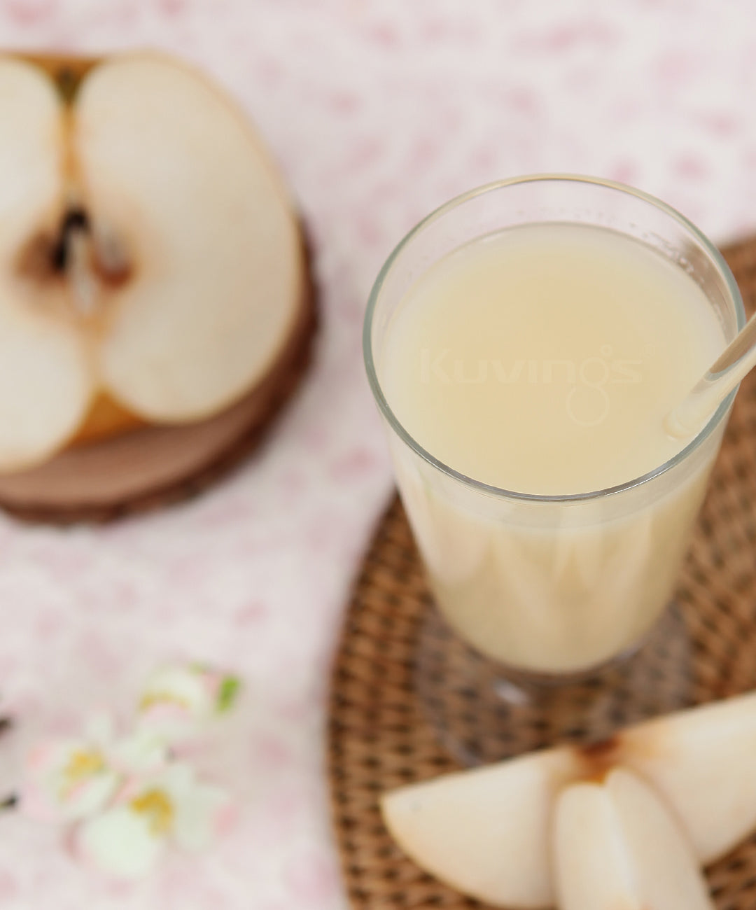 Bellflower and Pear Juice